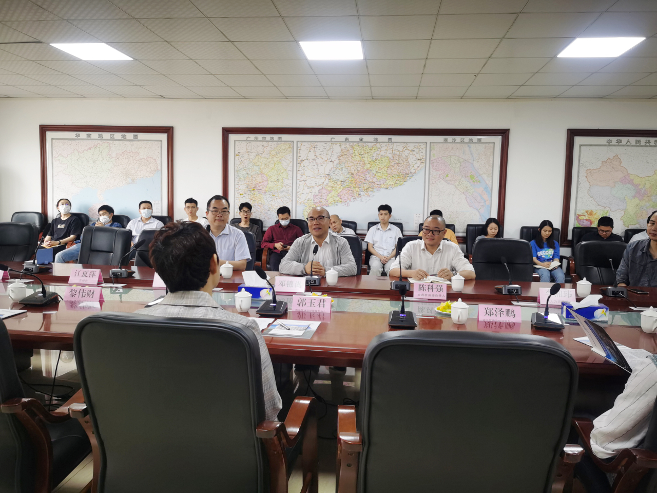 “弘扬雷锋精神，助力高质量发展”——南沙区建设科技服务中心莅临cq9电子在线登录开展党建共建活动